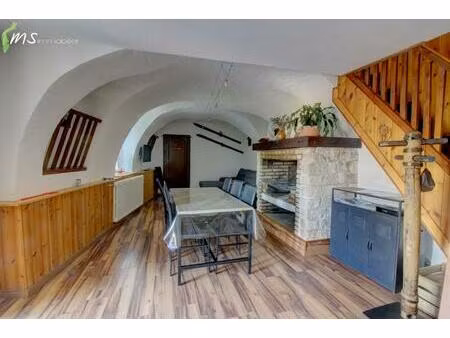 maison t4 de 90 m² - st etienne le laus