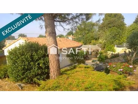 belle maison de 115 m2 sur terrain de 1600 m2 ; toute équipée et prete à vivre