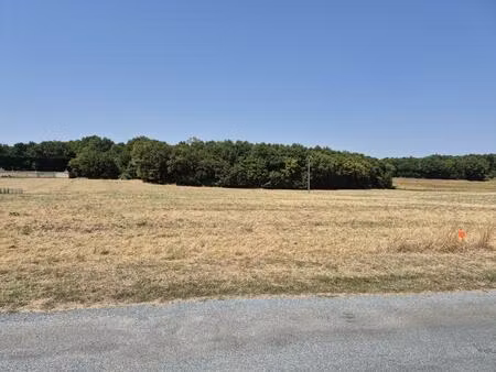 achat terrain 758m² les essards 17250