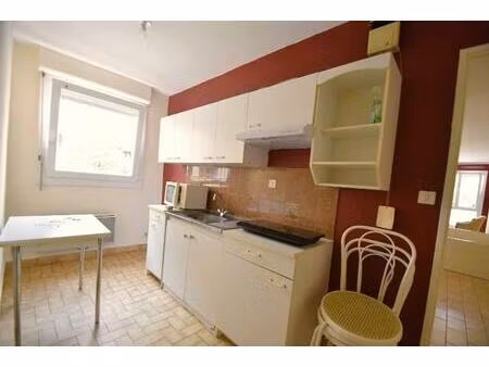 location appartement 1 pièce 37m² aubenas 07200