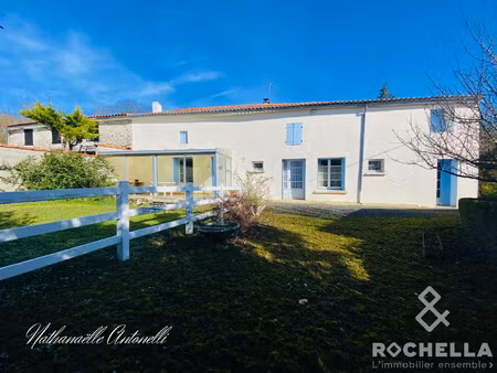 charmante maison ancienne au calme - la-jarrie-audouin