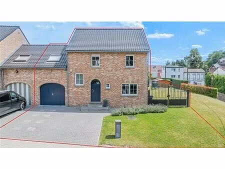 maison 3 façades  4ch poss. 5ch en parfait état – herstal