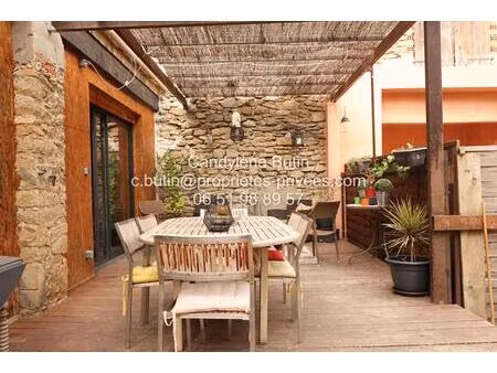 maison familiale avec potentiel de revenus locatifs saisonniers