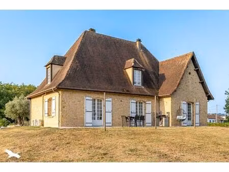 vente maison 4 pièces 170 m² eynesse (33220)