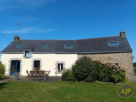 maison berric 7 pièce(s) 153 m2