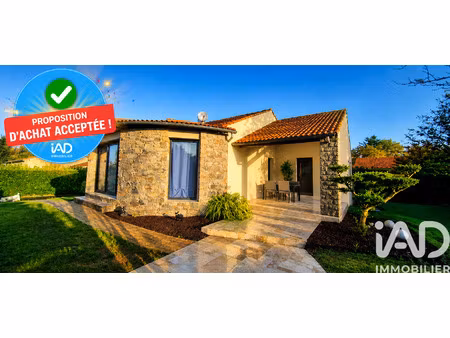vente maison piscine à la chapelle-du-genêt (49600) : à vendre piscine / 109m² la chapelle