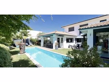maison avec piscine et jardin cinq cantons-golf - anglet (64)