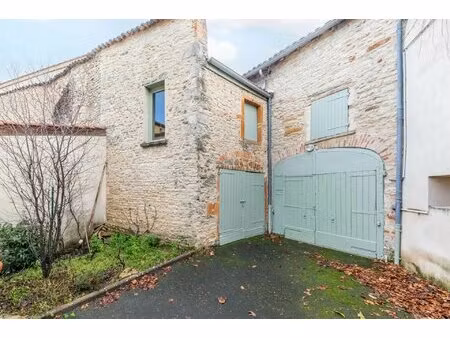 maison de village avec travaux centre chazay