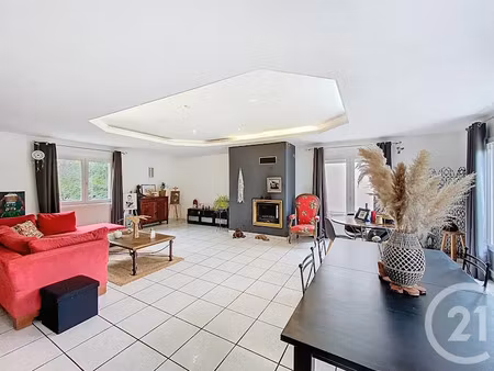 vente maison 5 pièces 160.3 m² à aiguilhe (43000)  429 900 €