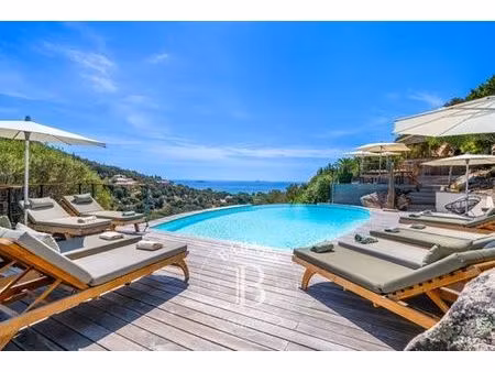villa de luxe de 5 chambres en location porto-vecchio  corse