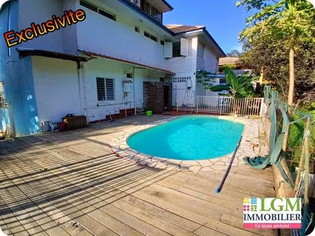 cayenne - hopital - immeuble r+1 - 260 m2 sur terrain 1200 m2 divisible