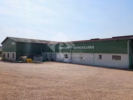 quincaillerie-droguerie à le donjon