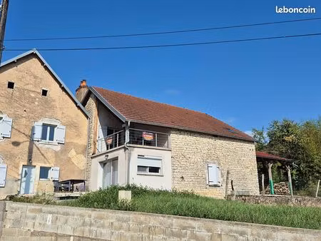 maison 6 pièces 260 m²