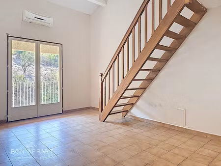 location appartement 3 pièces 70 m² à sartene (20100)  660 €