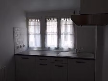 location appartement 4 pièces 66 m² à mandres-les-roses (94520)  920 €