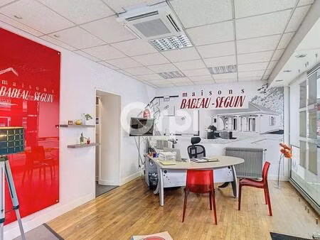 local commercial à louer