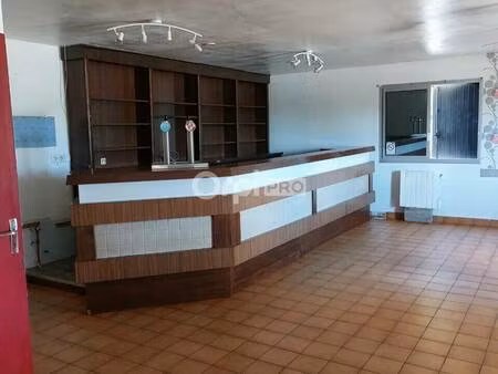 local commercial à louer