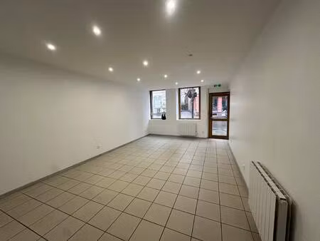 local commercial à louer