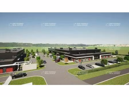 local d'activités à louer