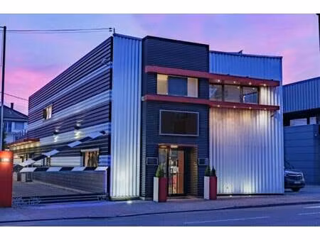 local commercial à louer