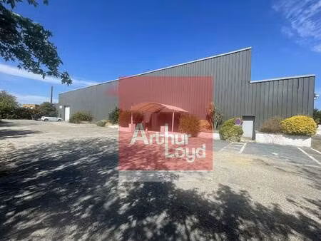 local d'activités à vendre