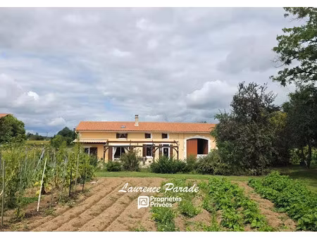 vente maison 7 pièces 201 m² à saint-laurent-des-hommes (24400)  261 000 €