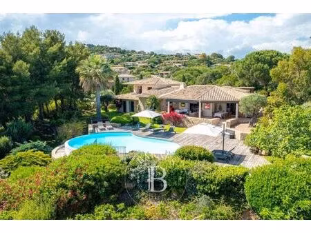 villa de 7 pièces de luxe en location sainte-lucie de porto-vecchio  corse