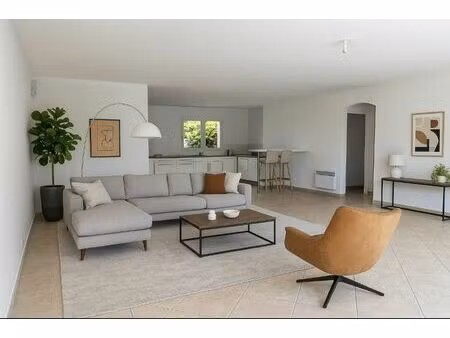 vente maison 5 pièces 130 m² montmirat (30260)