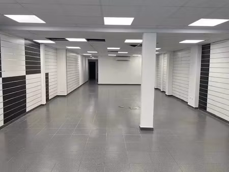 location locaux professionnels à fort de france (97200)  3 646 €