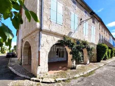 vente immeuble 350 m² à saint-clar (32380)  630 000 €