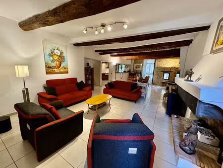 vente immeuble 14 pièces 181 m² à sainte-cécile-les-vignes (84290)  742 000 €