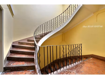 vente immeuble 32 pièces 911 m² à toulon (83000)  1 575 000 €