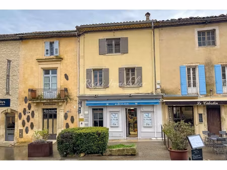 vente immeuble 8 pièces 240 m² à gordes (84220)  1 200 000 €