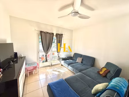 vente immeuble 8 pièces 247 m² à la riviere (97421)  585 000 €