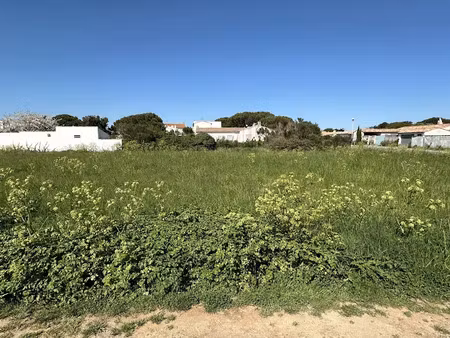 vente terrain 862 m² à loix (17111)  430 500 €