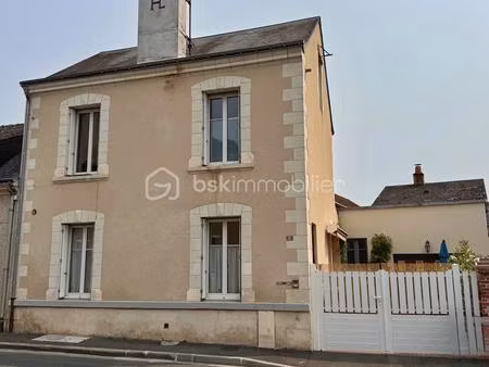 maison de village de 108 04 m² à reugny