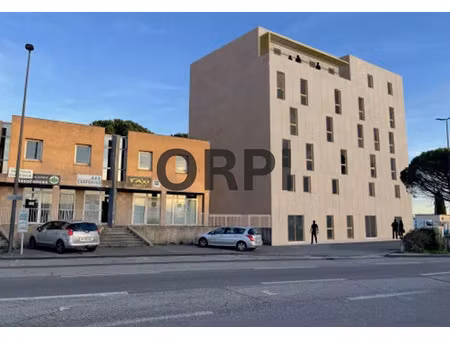 vente locaux professionnels à carpentras (84200)  1 287 792 €