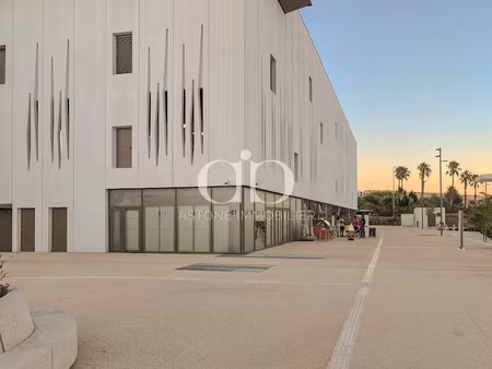 vente locaux professionnels 0 pièces 292 m² à la ciotat (13600)  1 537 000 €