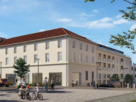 vente locaux professionnels 360 m² à la roche-sur-yon (85000)  897 000 €