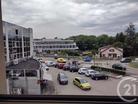 vente locaux professionnels à poisy (74330)  2 144 000 €