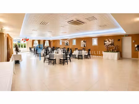 vente locaux professionnels 0 pièces 550 m² à istres (13800)  849 000 €
