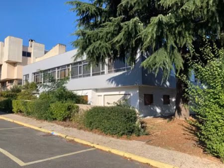 vente locaux professionnels 1557 m² à chilly-mazarin (91380)  1 150 000 €