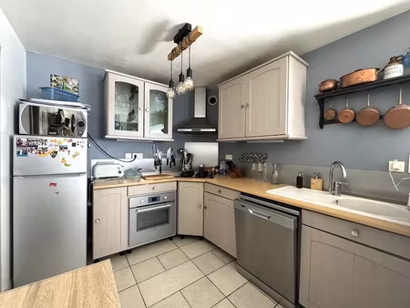 vente maison 5 pièces 129 m² à saint-genès-champanelle (63122)  178 000 €