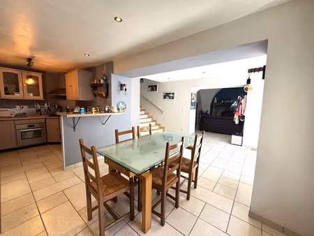 vente maison 5 pièces 129 m² à saint-genès-champanelle (63122)  185 000 €