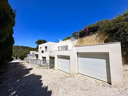 vente maison 8 pièces 180 m² à le lavandou (83980)  1 260 000 €