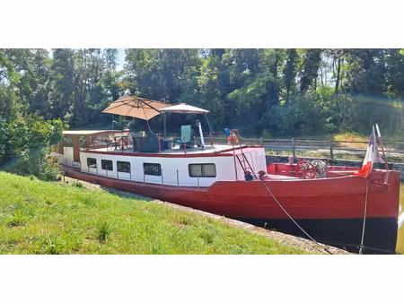 21200 beaune - peniche 23 mètres - 100 m2 habitable - 2 chambres - tout confort