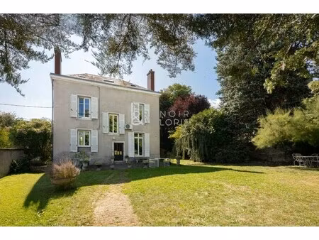 maison de luxe à vendre à saint-max