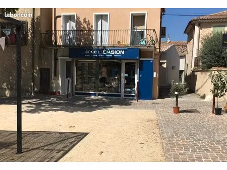 droit au bail d'un local commercial en centre ville en cause d'un départ à la retraite. 20