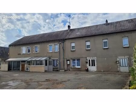 ensemble fond de commerce et murs