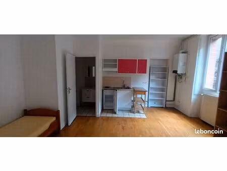 studio a aubusson (23) pres du lycee et cite de la tapisserie idéal étudiant